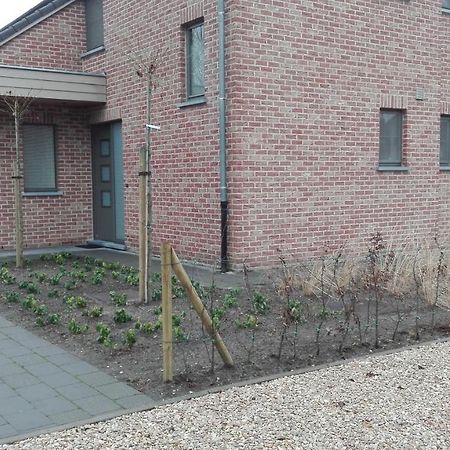 B&B De Laak Bilzen Exteriör bild